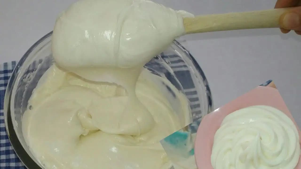 Najlepší vanilkový krém: Vaše dezerty budú vďaka nemu ako z luxusnej cukrárne!