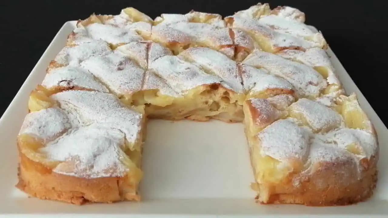 Jablkový KRÉMOVNÍK na hrnčeky: Úžasný jemný koláč pripravený za 15 minút – bezkonkurenčná chuť!