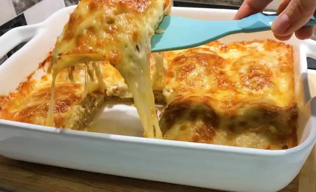 Zmiešajte mleté mäso s nakrájanou kapustou a máte super obed: Jednoduchý recept, ktorý si obľúbi celá rodina!