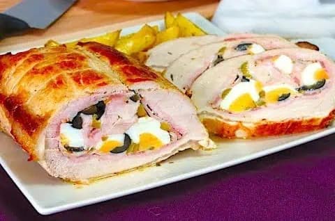 Delikátne plnené karé pečené v rúre: Tento recept budete milovať!