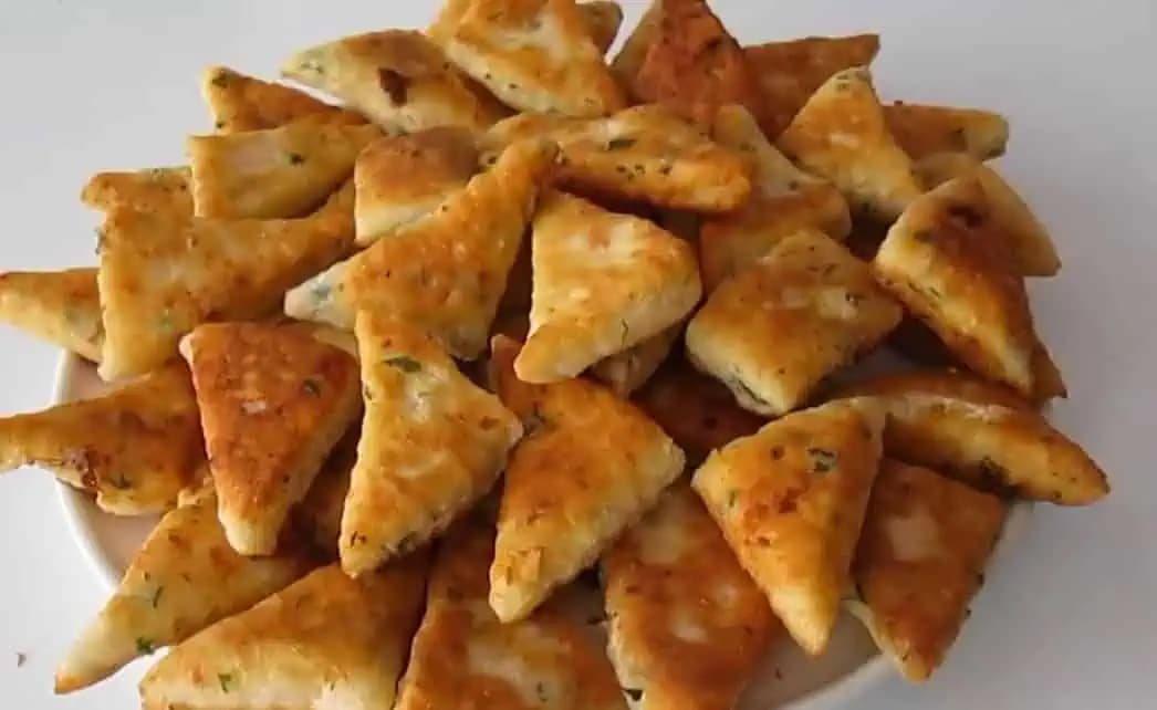 Mimoriadne ľahké a chutné slané pečivko: Ideálne k vínku, alebo len tak keď dostanete chuť na niečo chrumkavé!