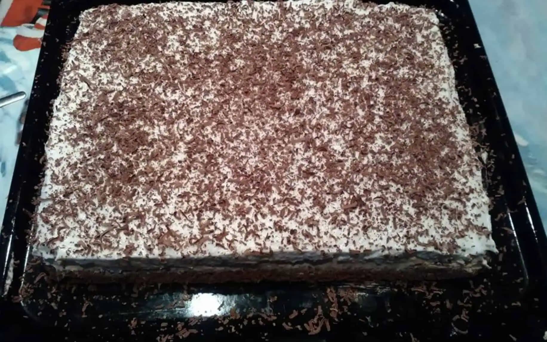 Môj obľúbený KÁVOVÝ koláč: Lahodné cestom s jemným vrchom a šľahačkou, pečiem ho na najväčší plech!