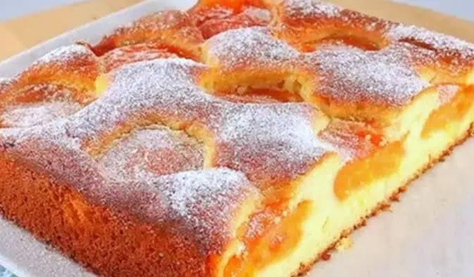 Tento marhuľový koláč mizne zo stola rýchlosťou blesku: Každý chce ochutnať!