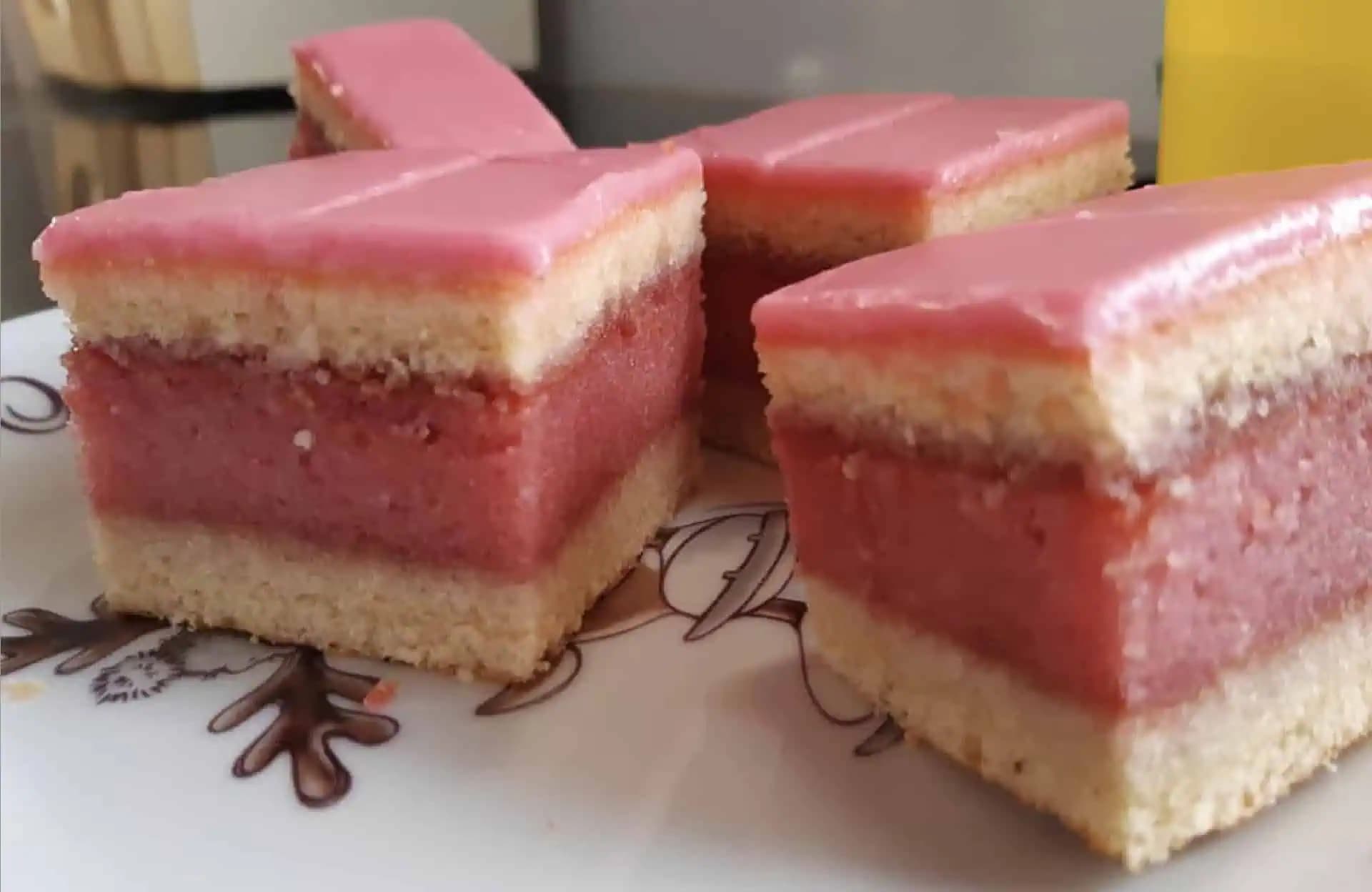 NAJJEDNODUCHŠÍ punčový rez aký tu kedy bol: Pár minút roboty a máte zákusok ako z drahej cukrárne!