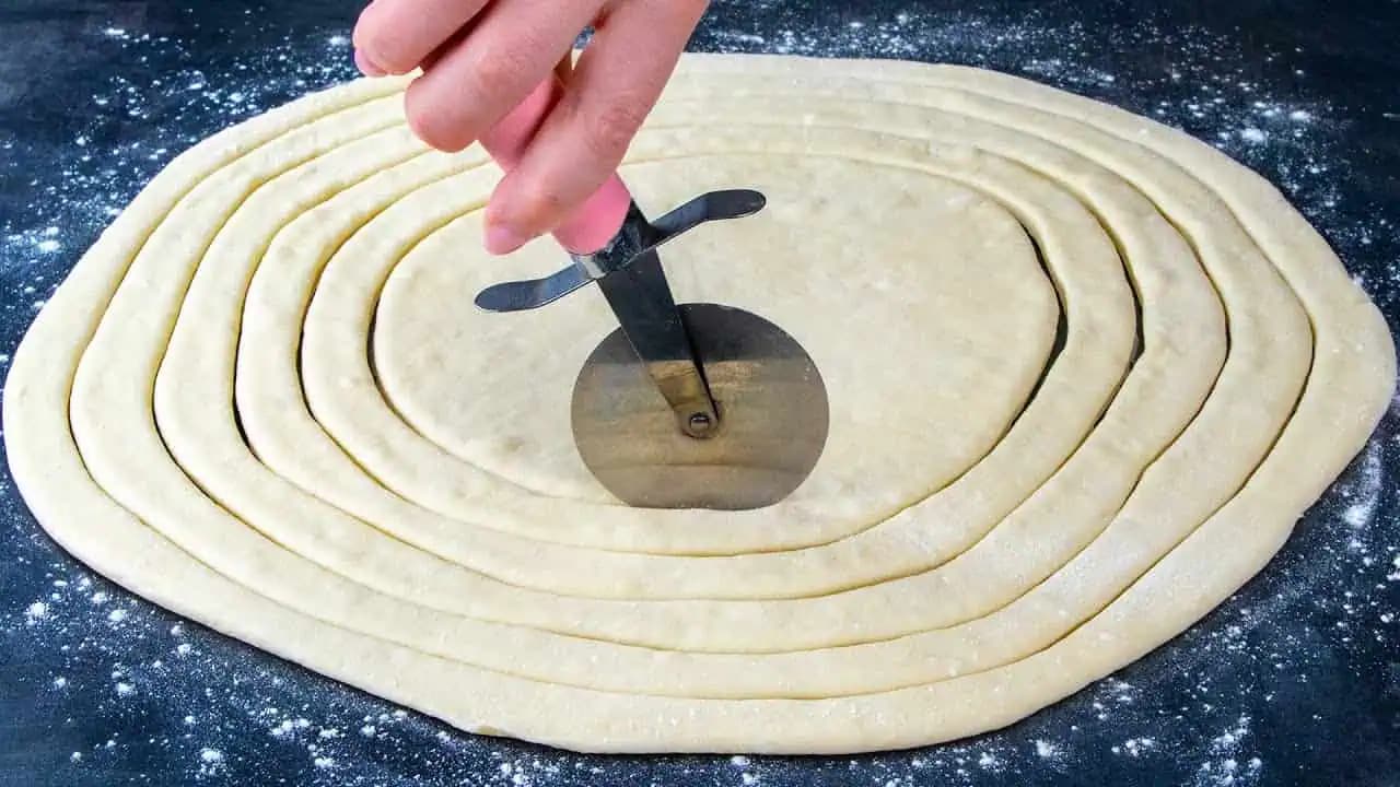 14 originálnych nápadov z kysnutého cesta: Pri pohľade na tento chlieb a pečivo sa vám budú zbiehať slinky!