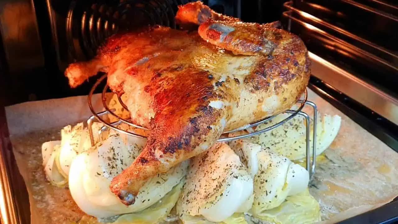 NOVÝ spôsob pečenia kurčaťa valcuje internet: Dajte ho do rúry takto – mäso sa nikdy nevysuší a je neskutočne chutné – už ho robím LEN takto!