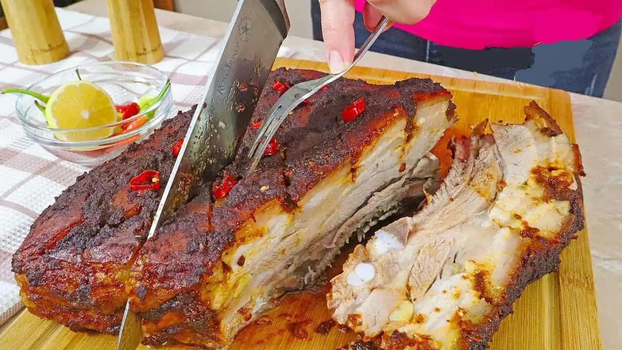 TAJOMSTVO top šéfkuchára, ako premeniť kus mäsa na najväčšiu pochúťku pod slnkom: Nikdy ste nemali chutnejšie rebierka!
