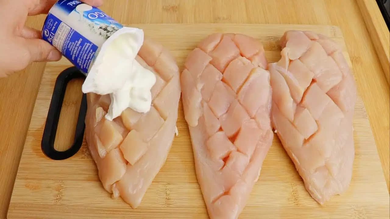 Úžasný recept na pečené kuracie prsia: Rýchly a chutný obed pre celú rodinu