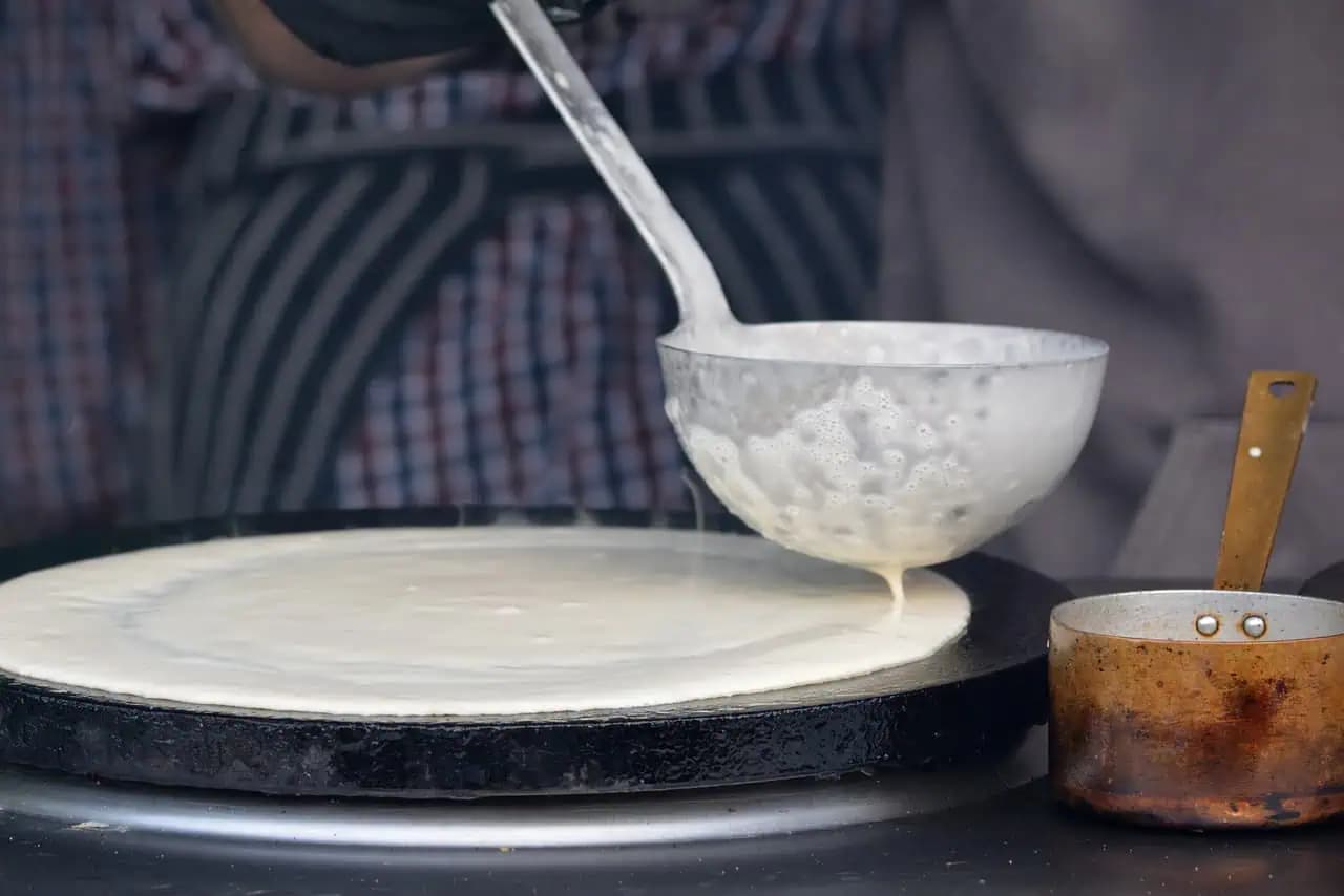Namočte palacinky do tejto zmesi: Starý babičkin TRIK, vďaka ktorému budú chutiť omnoho lepšie a skoro nikto to nepozná!