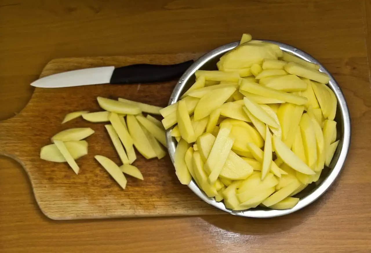 TAKTO varí zemiaky len moja mama: Takú pochúťku k obedu ste dávno nemali – každý si pýta tento RECEPT!