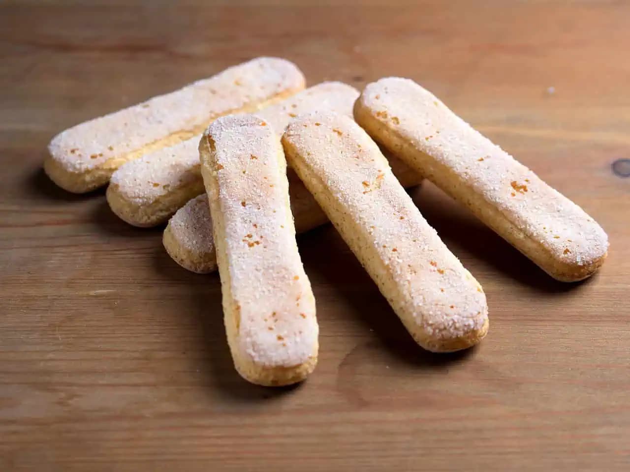 Piškótová torta so smotanou a mandarinkami: TU je recept na moju obľúbenú NEPEČENÚ maškrtu!