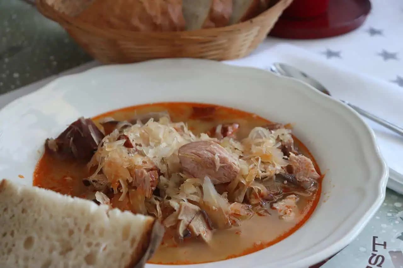 Málokto vie, že so KAPUSTNICE treba pridať aj túto TAJNÚ prísadu: Vďaka tomu nikdy nie je príliš kyslá!