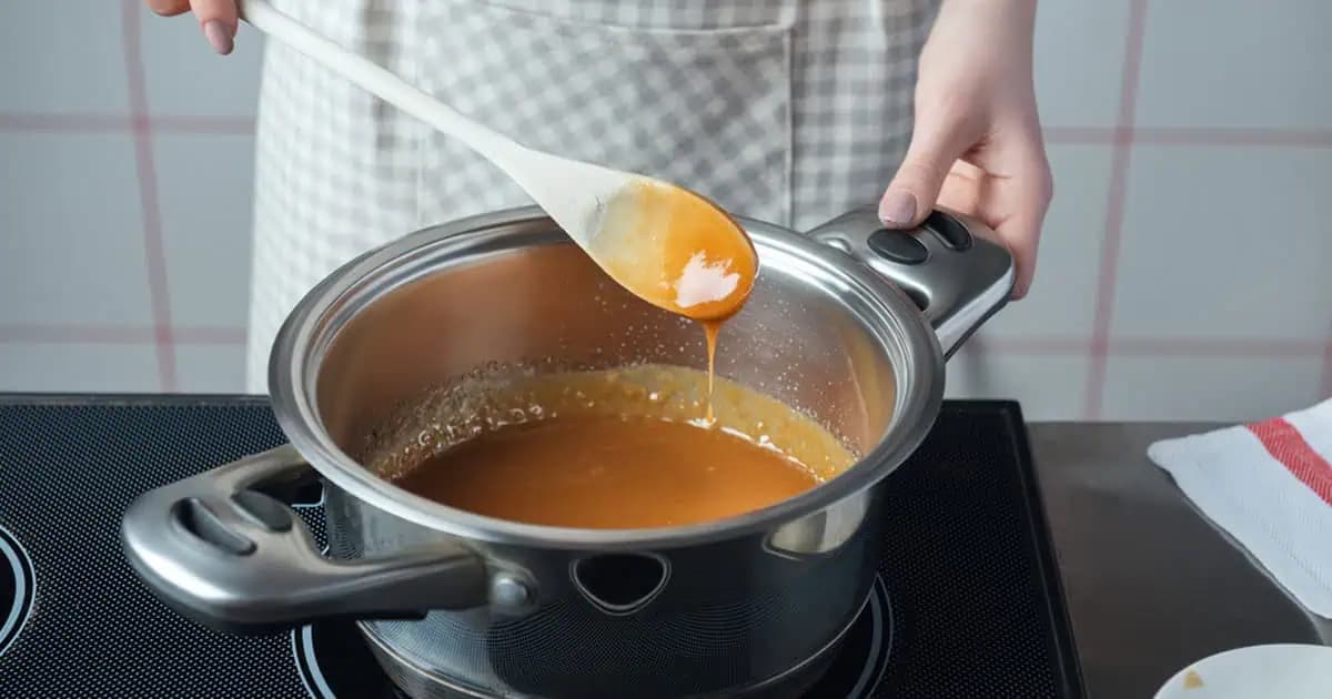 KONEČNE viem, ako zahustiť omáčku a polievky BEZ MÚKY: Toto je zdravšie a omnoho lepšie!