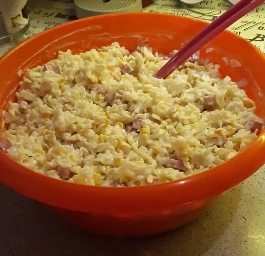 HAVAJSKÝ cestovinový šalát: Prudko žravý a tak jednoduchý, že je na stole pravidelne!