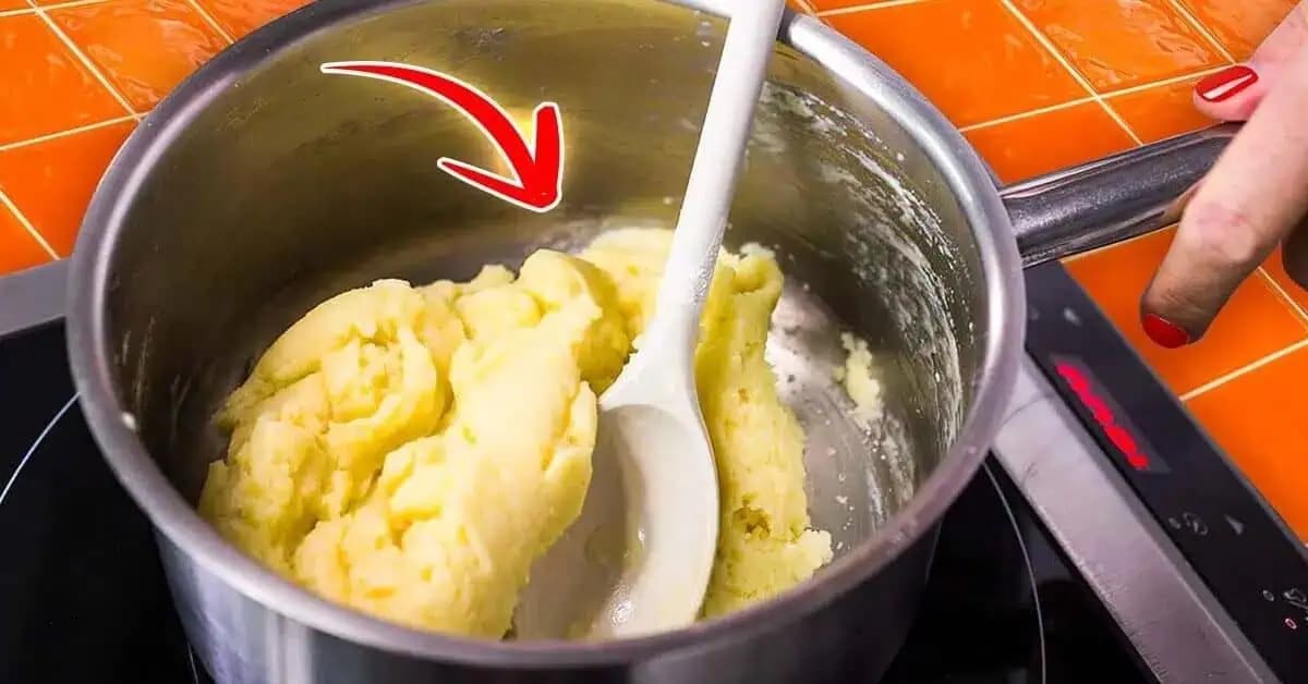 Tajná prísada do zemiakovej kaše: Pridajte TOTO a chutí stokrát lepšie!