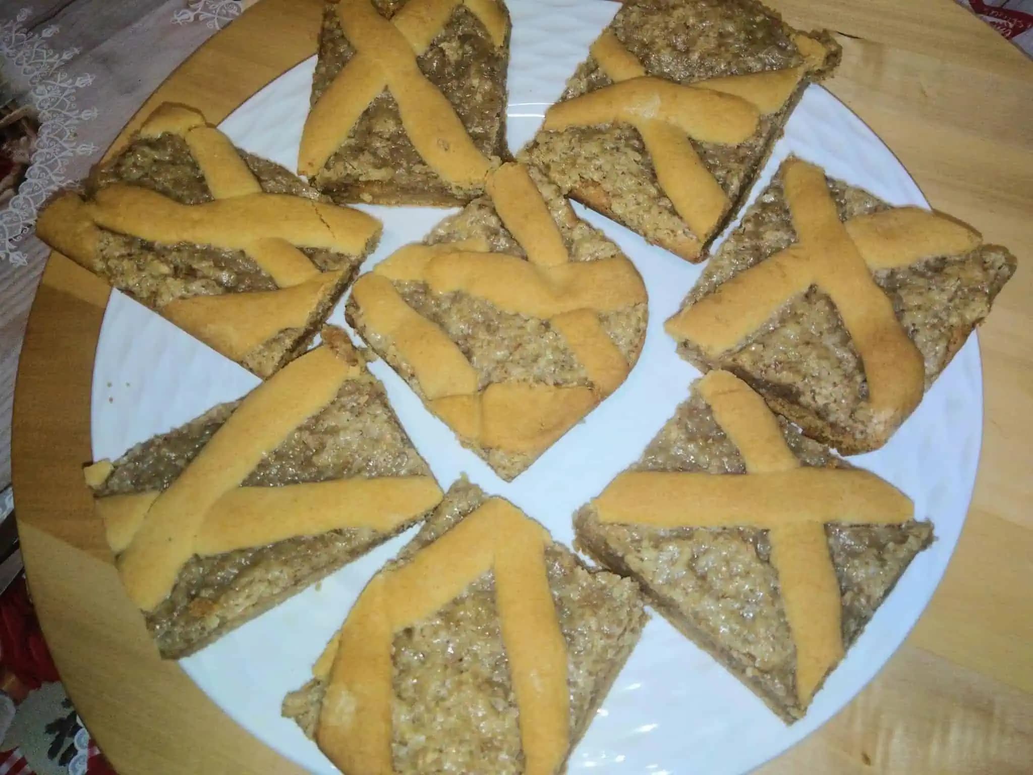 Starodávny orechový mrežovník s lekvárom: Tento koláčik nemohol chýbať na vianočnom stole!