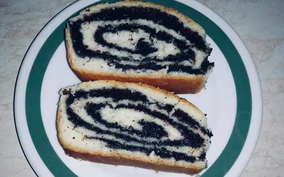 Balkánsky makový závin lenivej žienky: BEZ KYSNUTIA, rýchlo pripravený a zjedený ešte rýchlejšie – chutí úžasne aj po dvoch dňoch!