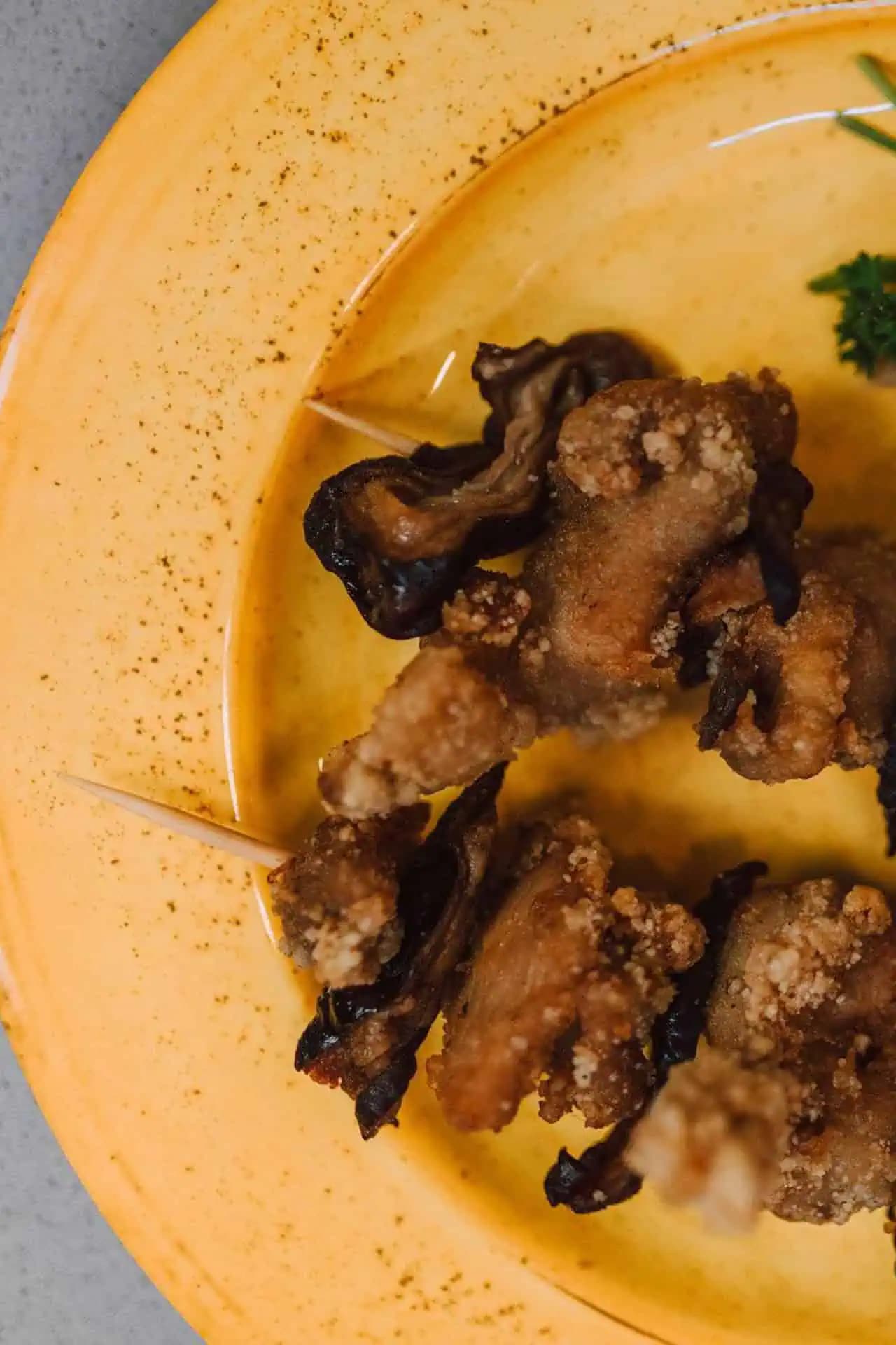 Jedinečný recept na mäso chutné ako z grilovania: Zapekaný bravčový špíz!