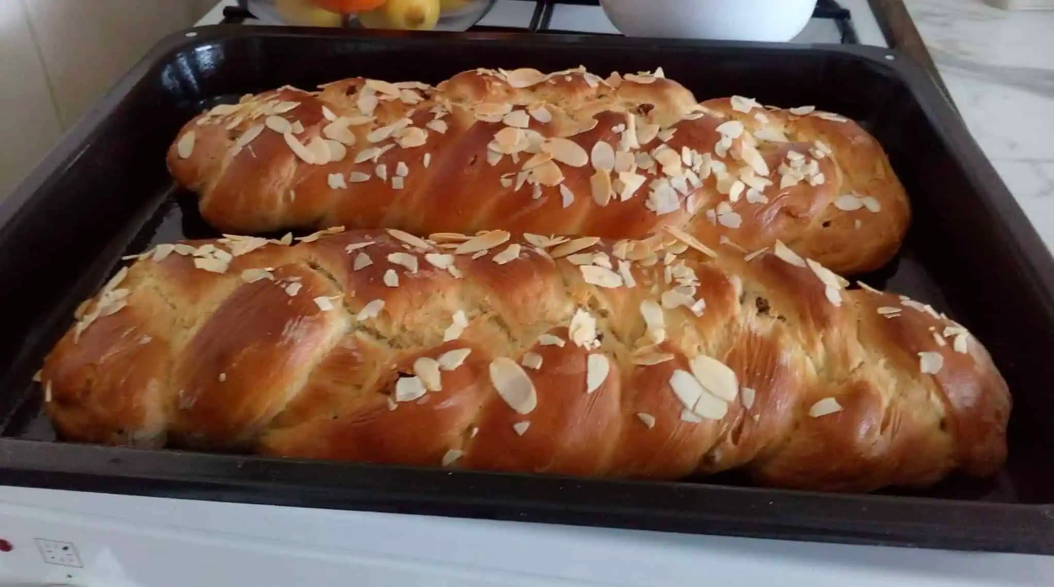 VIANOČNÁ babičkina vianočka, ktorej sa iný recept nevyrovná: Keď ochutnáte, zamilujete si ju!