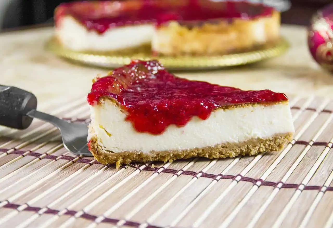 Jednoduchý recept na chutný NEPEČENÝ CHEESECAKE: S týmto receptom sa vám vždy podarí na 1*!