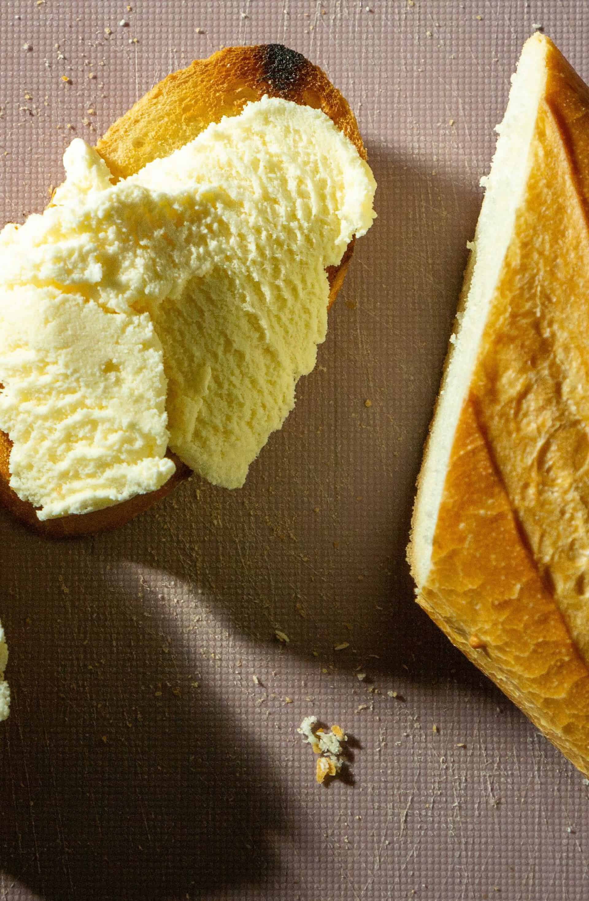 Stačí pridať maslo do mlieka: Len pár ľudí pozná tento tajný recept!
