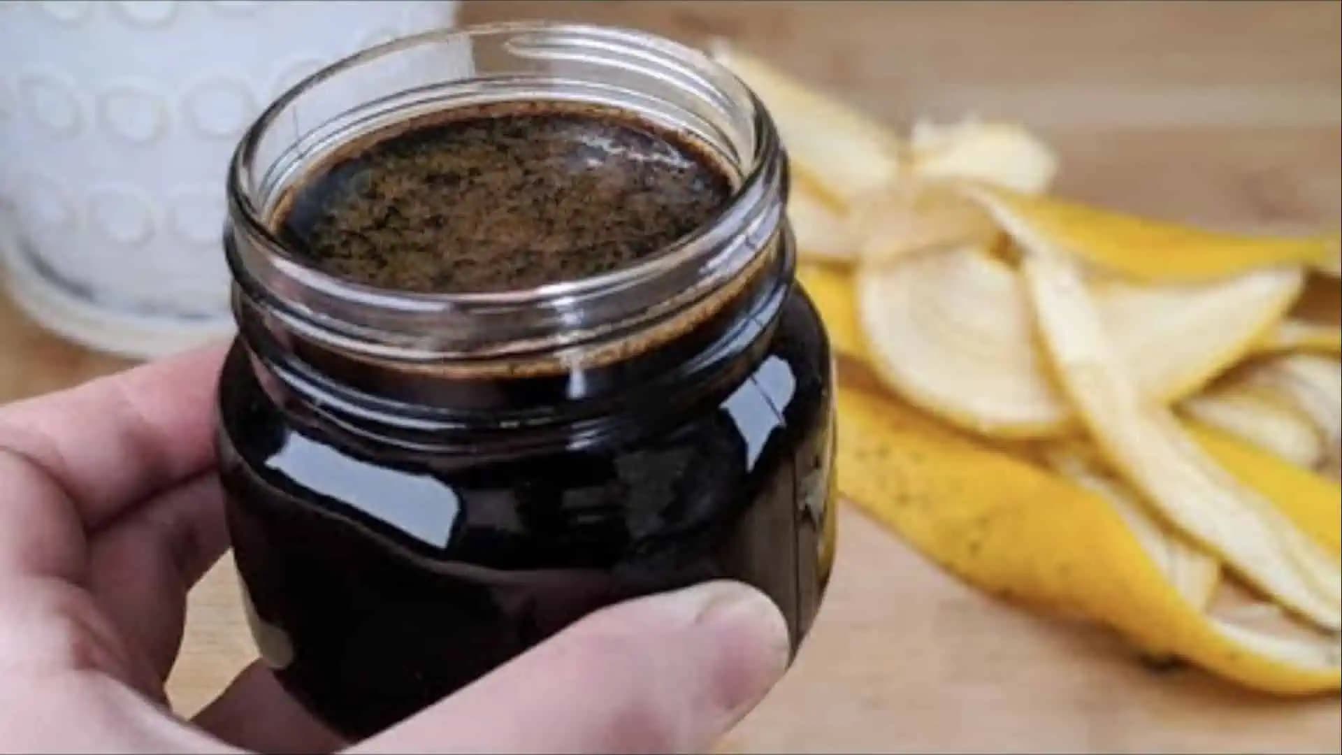 Banány kupujeme celý rok, ale toto by nám nenapadlo ani vo sne: Šupky už nevyhadzujte, TOTO z nich môžete mať!