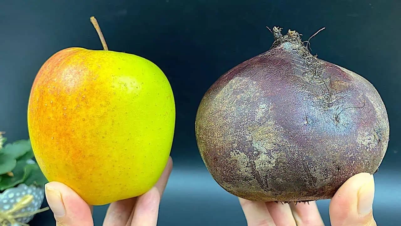 Nemôžem prestať jesť tento šalát! Surová cvikla, mrkva a jablko: Recept, s ktorým som schudla 2 kg za týždeň!