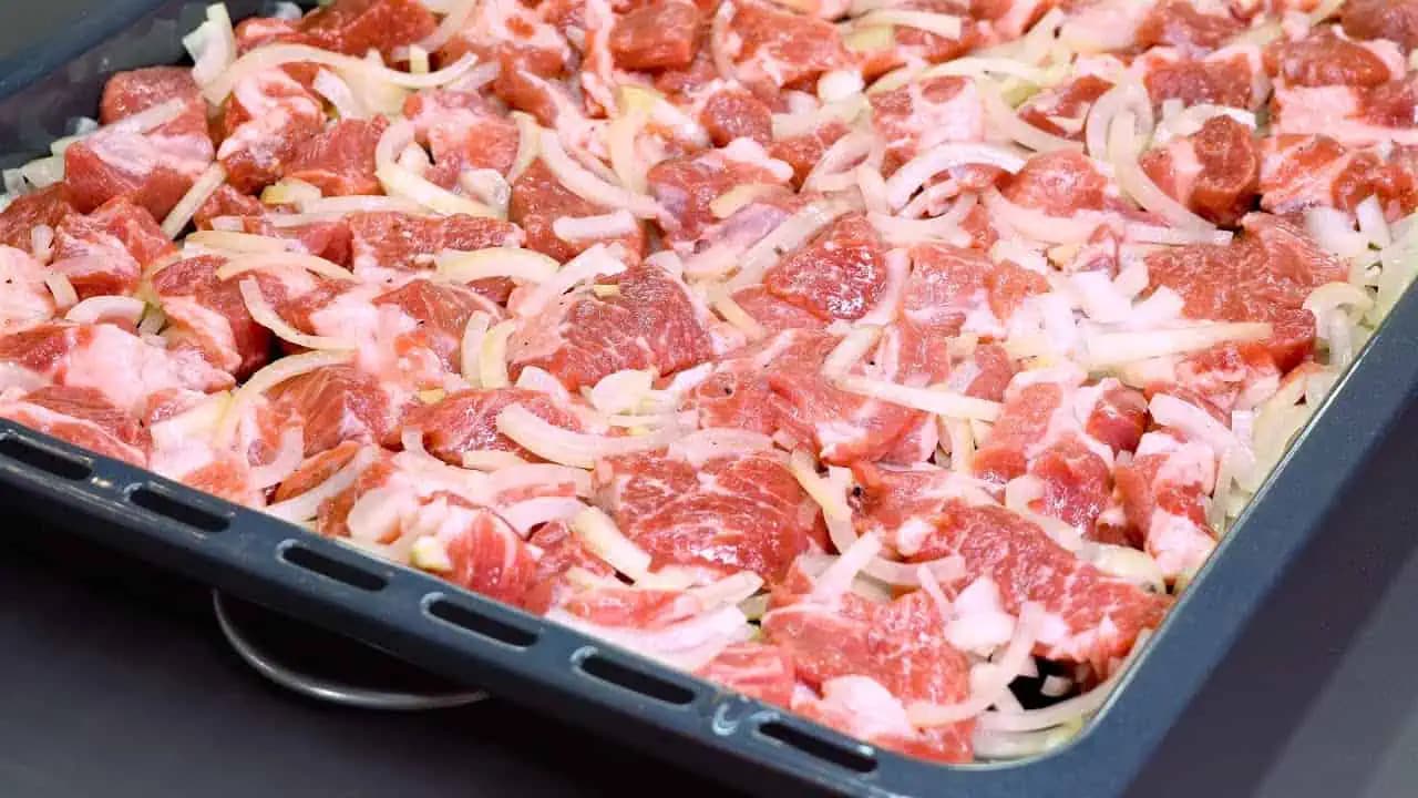 Bravčové kúsky na čiernom pive: Najlepší obed aký existuje!