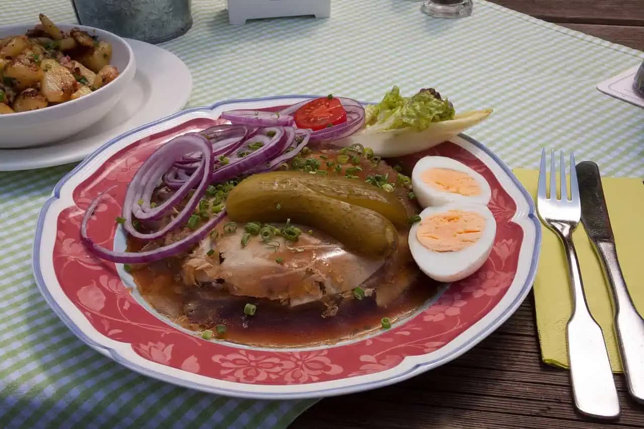 Zoberiem zvyšky z vývaru, pridám pár ingrediencií a mám výbornú HUSPENINU. Môj manžel by ju mohol jesť nonstop!