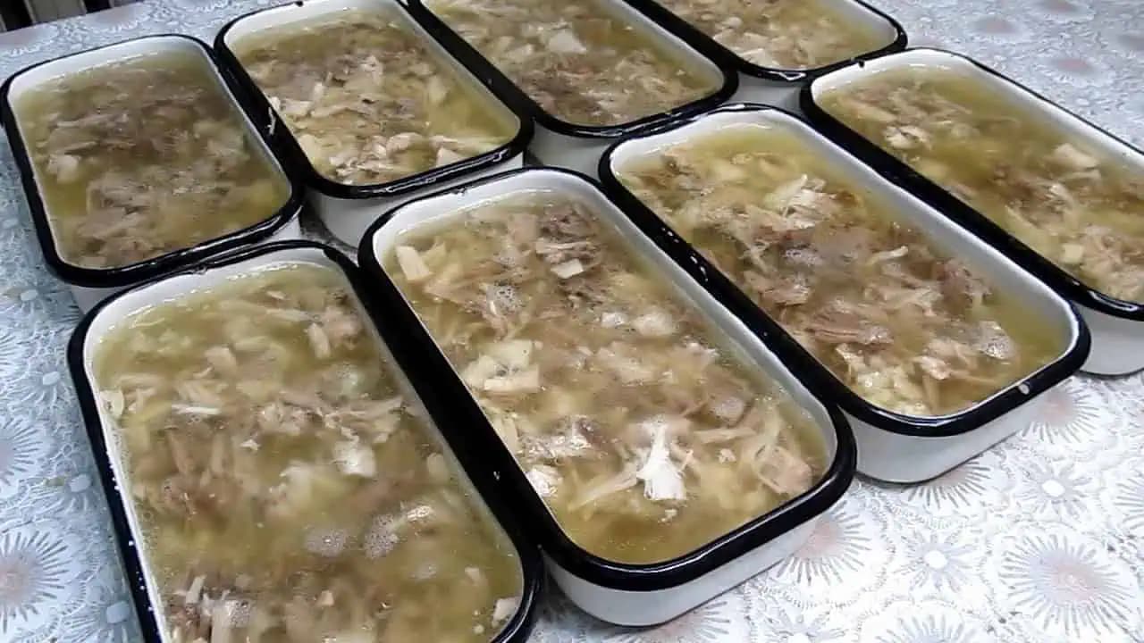 Poctivá SILVESTROVSKÁ huspenina: Kto ju jedáva, nepotrebuje doktorov celý rok, zvykol hovoriť náš dedko!