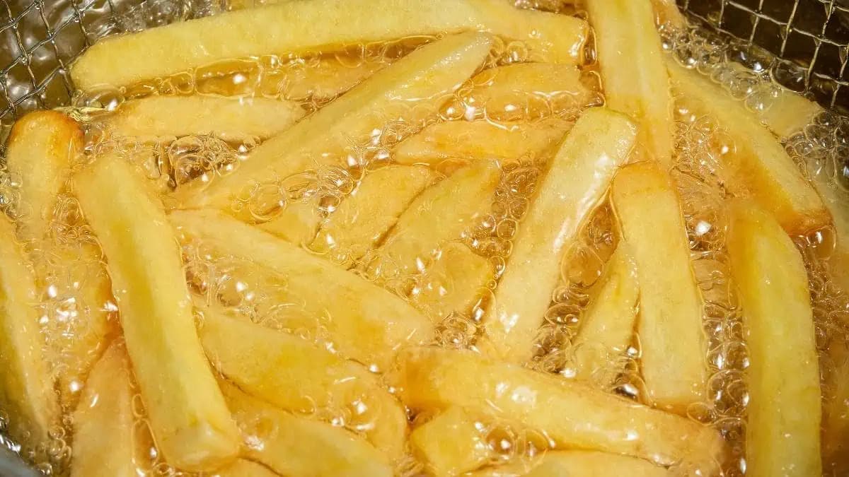 Stačí 1 jednoduchý trik, aby boli hranolky vždy chrumkavé a plné chuti!