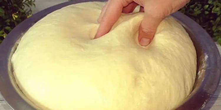 Poznáme recept na najlepšie KYSNUTÉ CESTO, z akého ste kedy piekli: K iným receptom sa už ZARUČENE nevrátite – univerzálny recept!