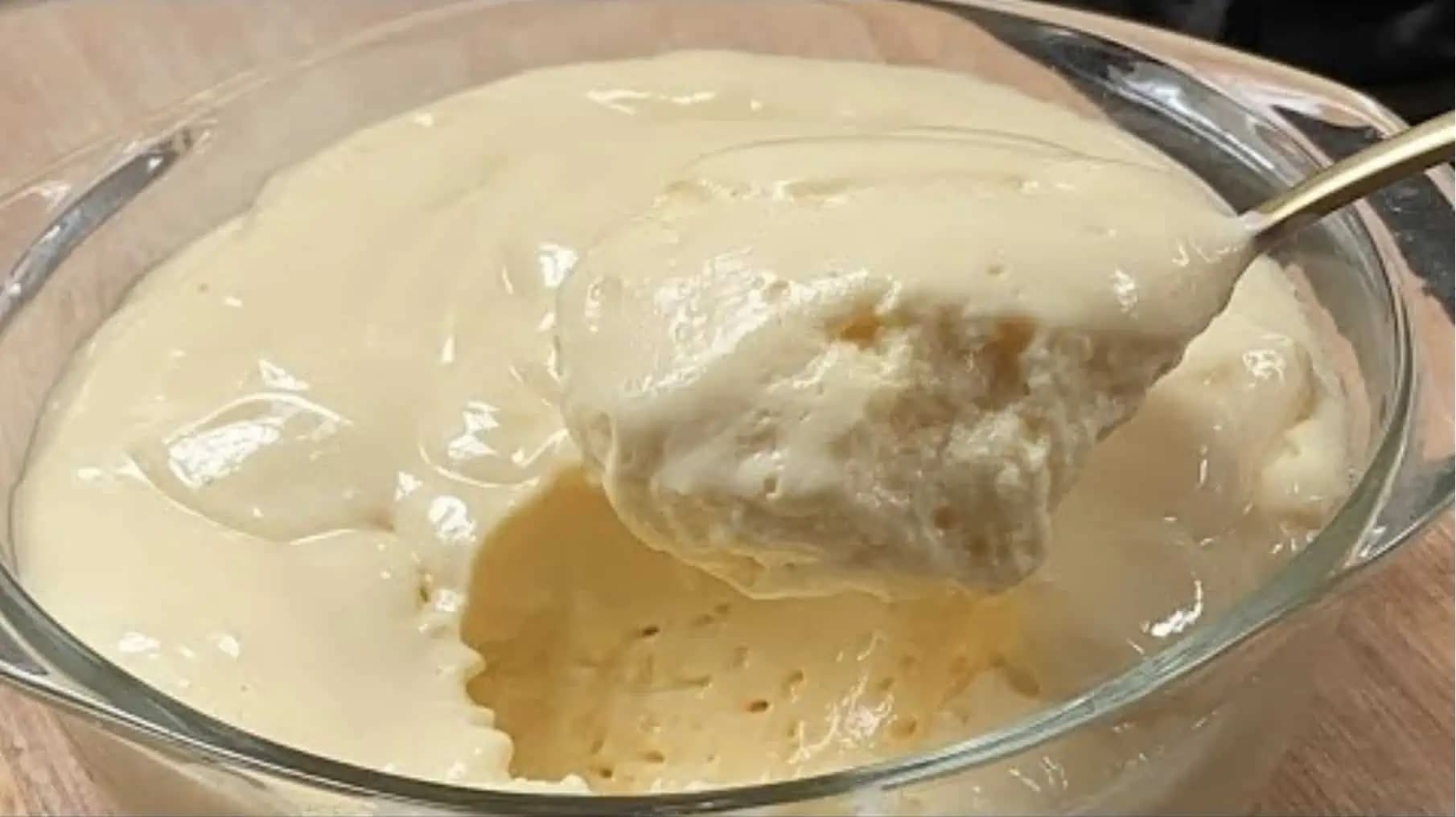 Beriem smotanu, lacnú šumienku a za 3 minúty mám zásobu VÝBORNEJ domácej zmrzliny: Nekupujem ju celé leto!