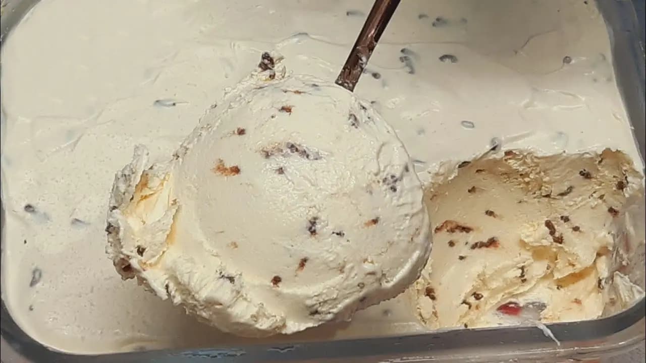 ZMRZLINU nekupujem celé leto: Robím ju z kyslej smotany a šumienky len za 3 minúty!