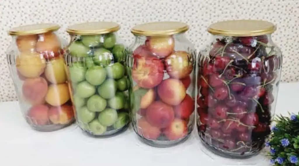 Ovocie už ROKY nezaváram, nemrazím a napriek tomu vydrží ako ČERSTVÉ až 1 rok: Tento spôsob pozná málokto!