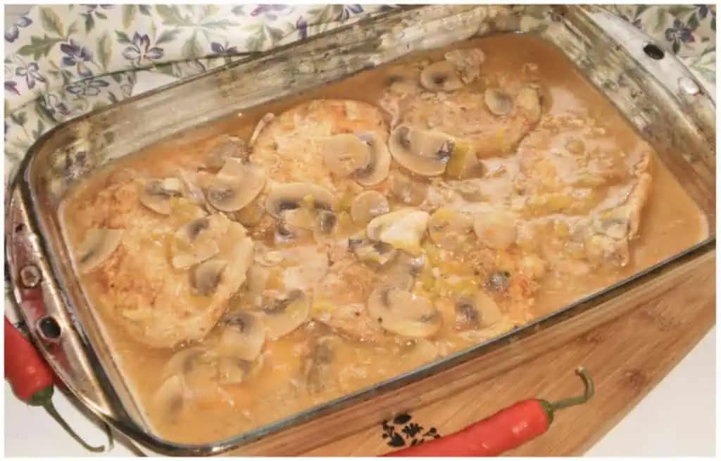 PRÍRODNÉ bravčové karé na šampiňónoch s fantastickou chuťou: Obed za 20 minút, tromfne aj vyprážaný rezeň!