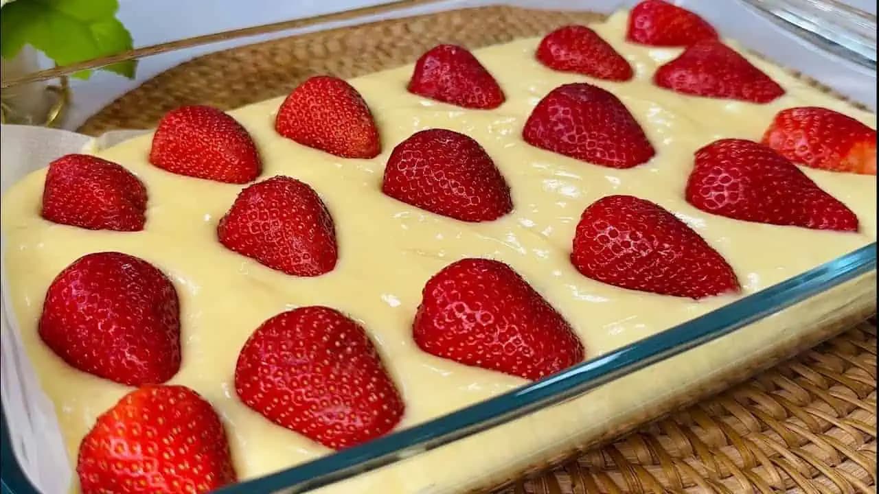 Jahodová bublanina s posýpkou a extra nadýchaným cestom: Nie je to koláč, ale zlatý poklad!