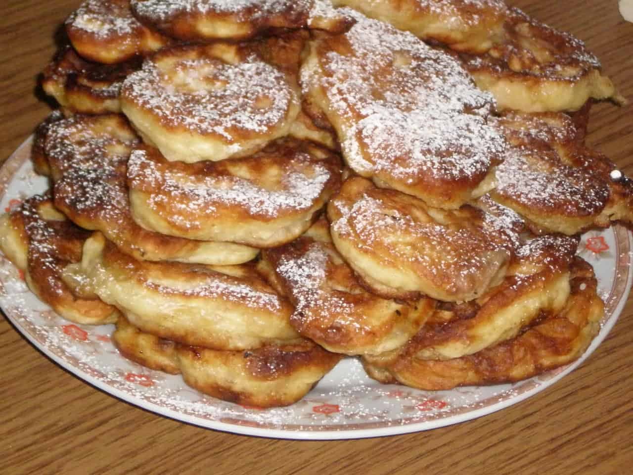 Len z 2 šálok kyslého mlieka a jabĺk robím plnú misu fantastických lievancov: Raj v ústach za 10 minút!