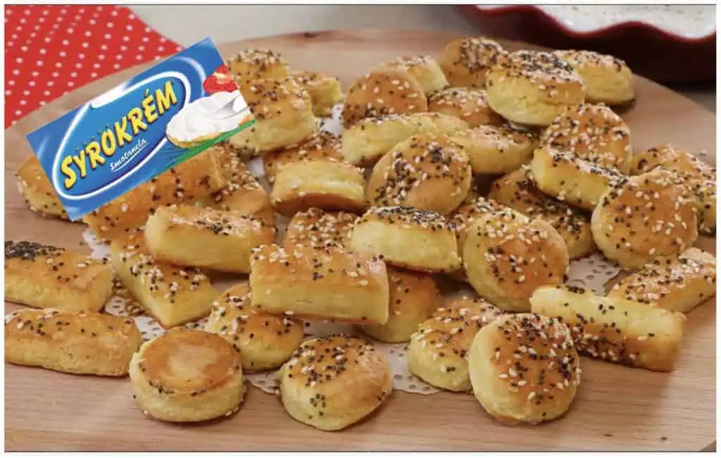 Legendárne babičkine SLANETKY zo syrokrému: Cesto nekysne, stačí LEN zamiešať a dať na plech!