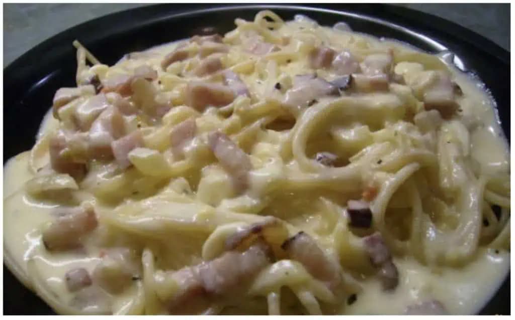 VÝBORNÁ omáčka na cestoviny, hotová za 5 minút! Jedli by ste ju aj o polnoci, najlepší recept na cestoviny aký poznám!