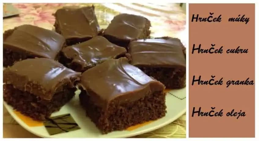 Veľmi šťavnaté “Milka” rezy z hrnčeka: Stačí len upiecť a preliať polevou, chuť bezkonkurenčná!