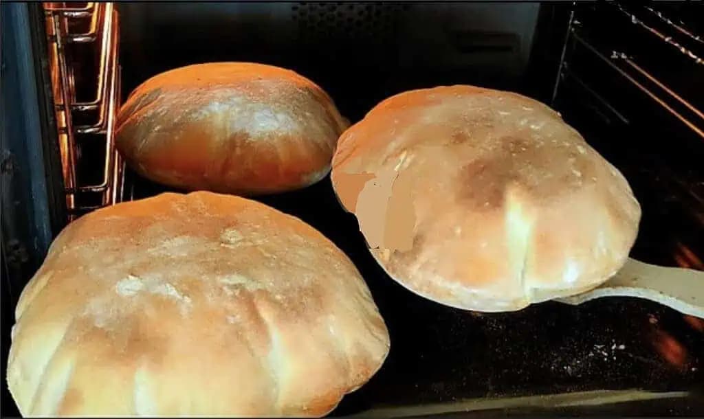 HRNČEKOVÝ chlebík z jogurtu, ktorý je upečený za 6 minút: Rýchly a veľmi CHUTNÝ domáci recept!