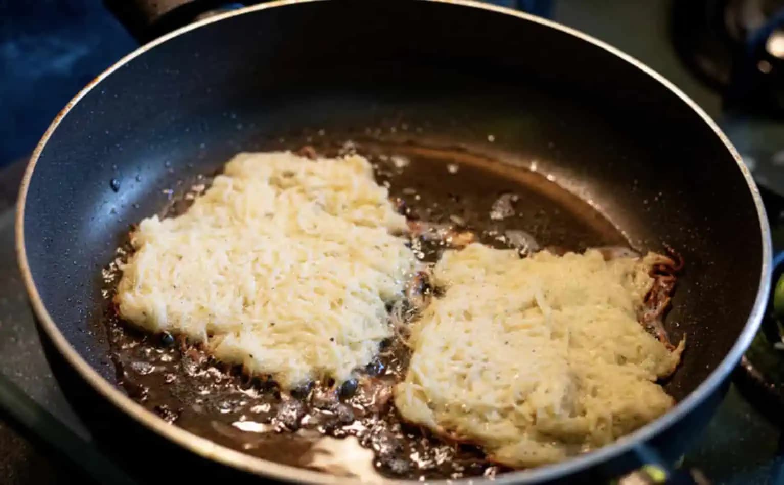 NAJLEPŠIA rada, ako zahustiť zemiakové placky BEZ MÚKY: Toto je zdravšie a omnoho lepšie!