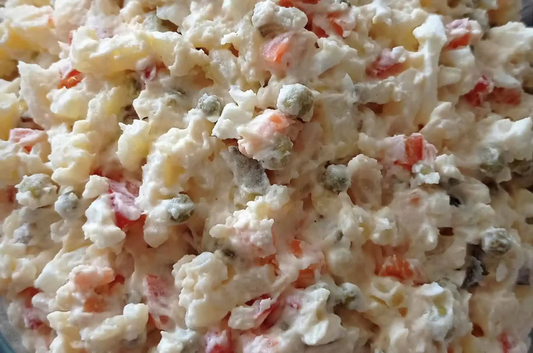 Najhoršia PRÍSADA, ktorú môžete pridať do vianočného šalátu: RÝCHLO sa pokazí!