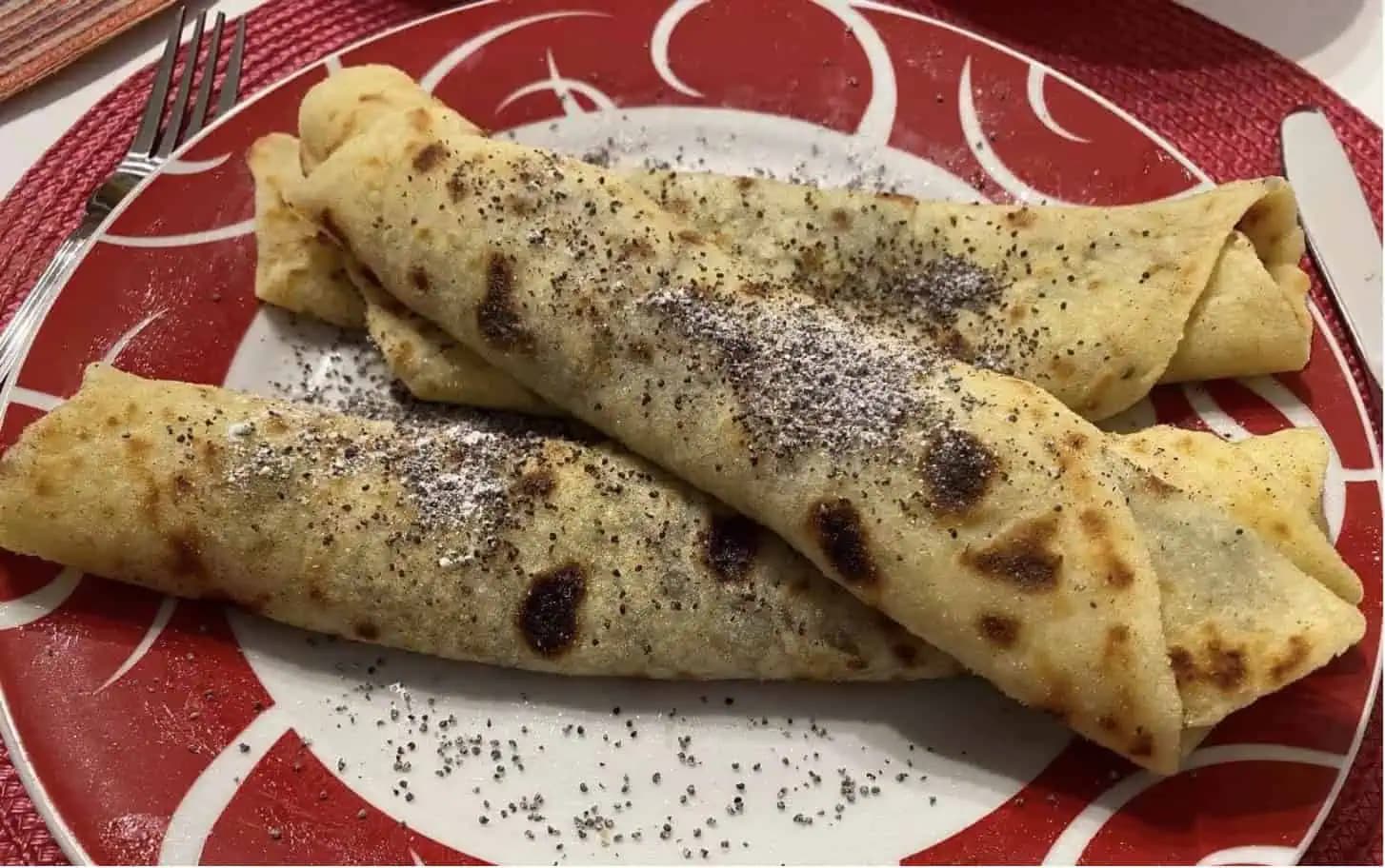 Zvyšná zemiaková kaša? Stačí pridať múku a hneď máte fantastické LOKŠE!