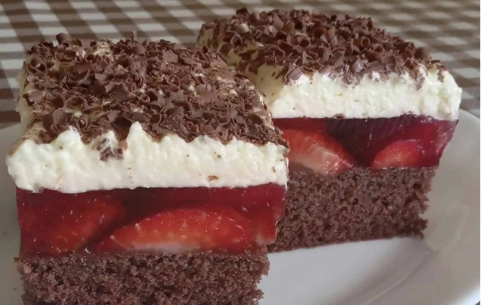 Jednoduché jahodové kocky s tvarohom: Odskúšaný recept!