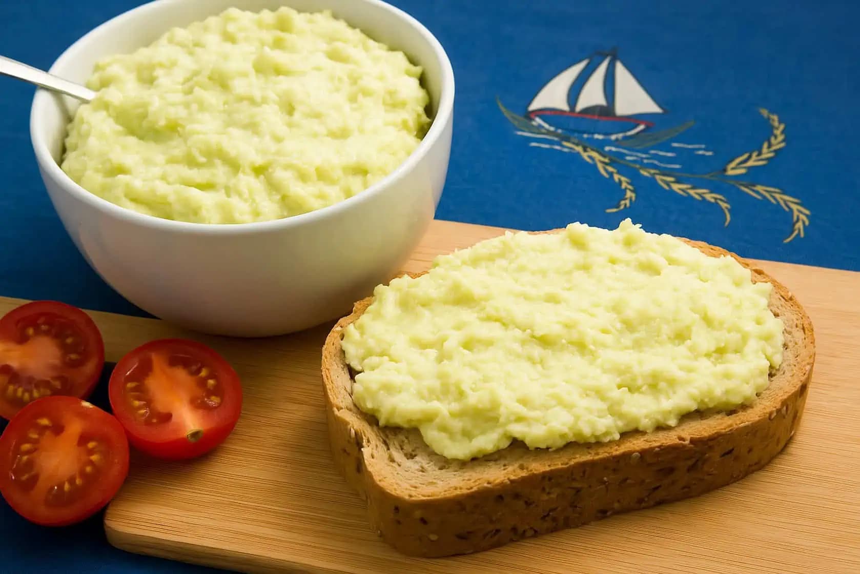 Cuketová nátierka s cesnakom – ľahká a nesmierne chutná: Doma sa jej nevieme dojesť!