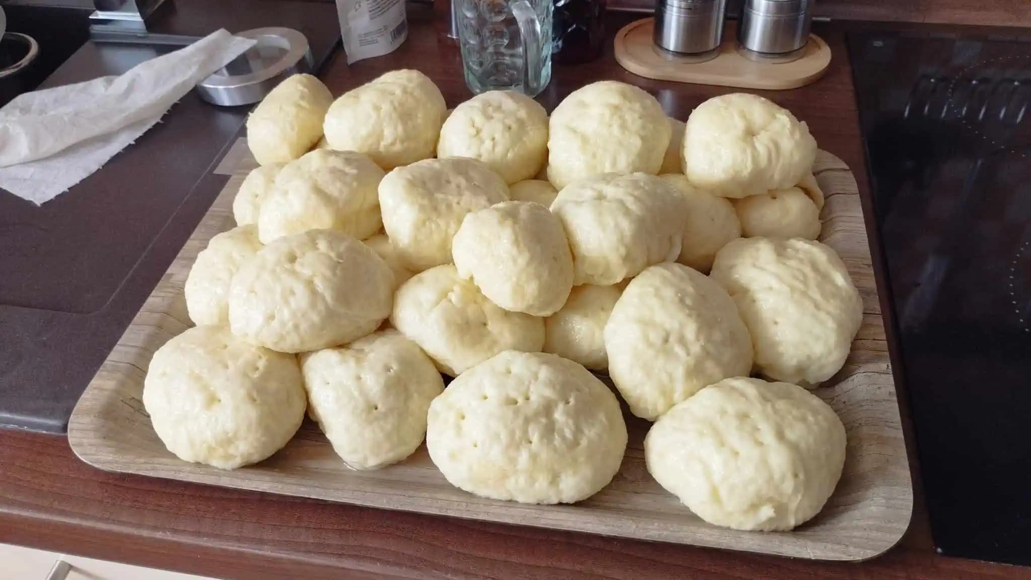 Marhuľové KNEDLE, ktoré si pamätáte z detstva: Rozprávkovo jednoduchý recept!