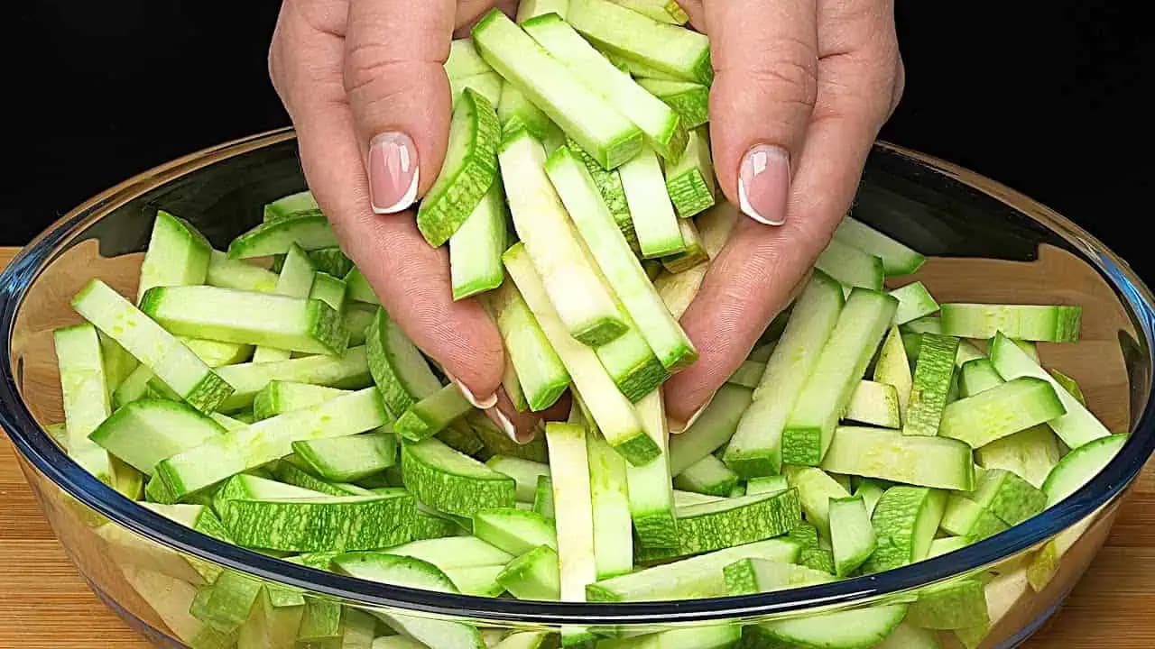 Najchutnejší recept na cuketu: Robím ho každý týždeň! Tak rýchle a jednoduché!