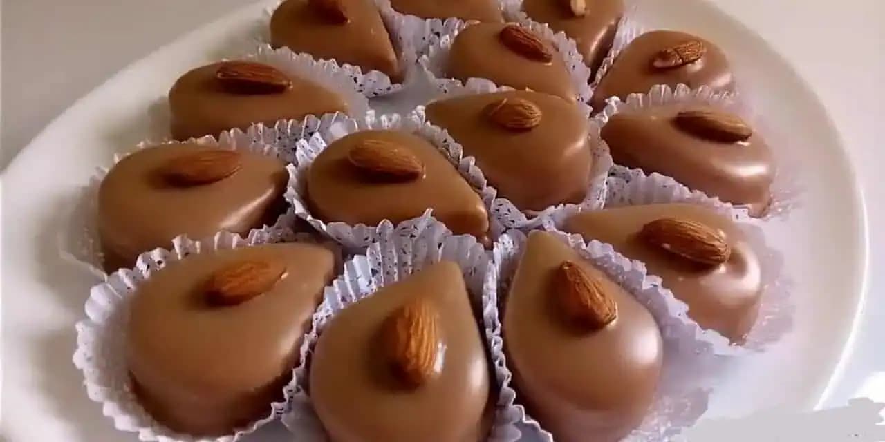 Pudingové slzičky s mandľovým krémom: Toto zatieni aj tradičné linecké, u nás sa pečú celý rok, tak sú výborné!